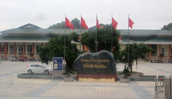 Trụ sở Ủy ban nhân dân thành phố Thanh Hóa. Ảnh của Xuân Quang.