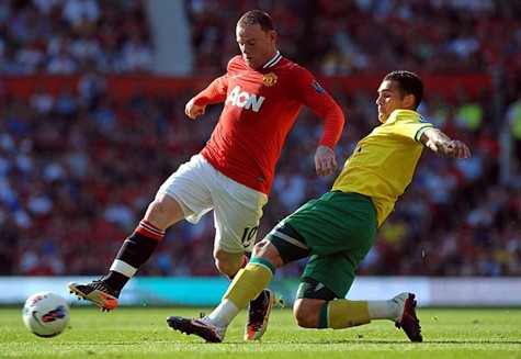 Rooney phung phí những cơ hội hiếm hoi có được.