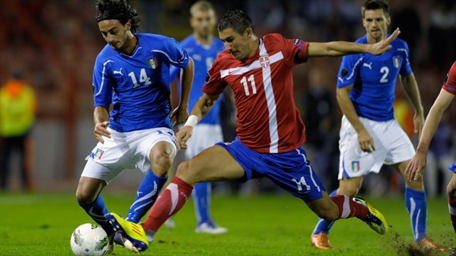 Tuy nhiên, cửa đi tiếp của Serbia vẫn rất sáng, sau trận hòa 1-1 với Italy, đội bóng của Vidic có 15 điểm, xếp thứ 3 bảng C nhưng vẫn còn 1 trận quyết đấu với Slovenia. Trong khi đó, Estonia hơn Serbia 1 điểm nhưng đã chơi đủ 10 trận.