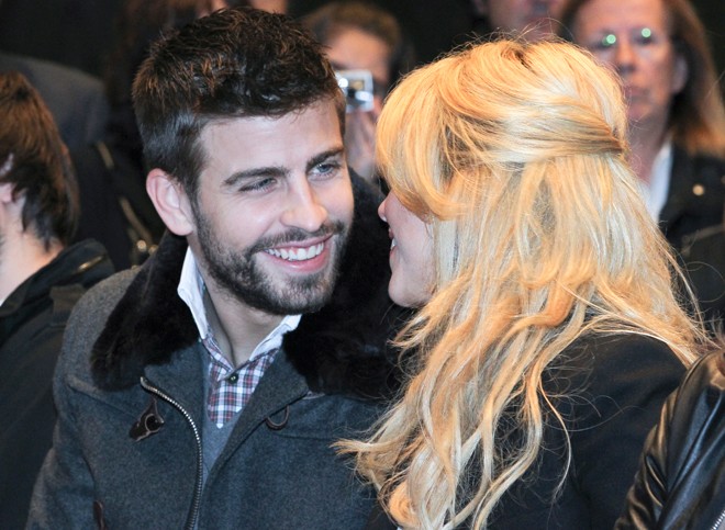 Gerard Pique và Shakira cùng nhau đi dự buổi ra mắt cuốn sách mới “Dos vidas” (Hai cuộc sống) của cha Pique, nhà văn Joan Pique, ở Barcelona.