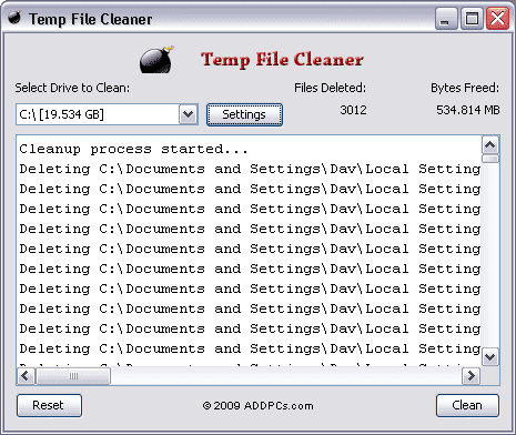 6. Xóa các tập tin tạm thời (Temporary file) Tập tin tạm thời xuất hiện khi bạn tải nội dung từ mạng Internet. Chúng gây tiêu hao lớn trên đĩa cứng và bạn cần loại bỏ. Để tiến hành, bạn truy cập thanh Start > Run > gõ Temp > ấn Enter và xóa các tập tin. Hoặc bạn có thể dùng tiện ích CCleaner miễn phí vốn hỗ trợ công việc này rất tốt. Phần mềm còn giúp bạn loại bỏ cache, cookie và file hỏng trong registry nữa đấy.