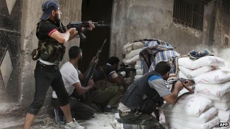 Các vụ đối đầu giữa lực lượng chính phủ và phe đối lập vẫn tiếp diễn ở Aleppo.