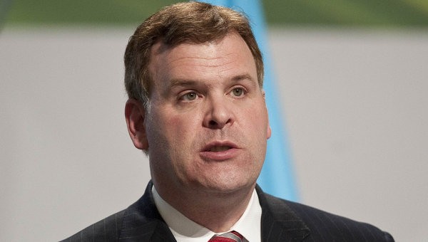 Ngoại trưởng Canada John Baird tuyên bố nước này cắt quan hệ ngoại giao với Iran.