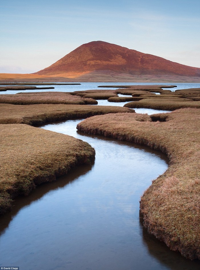 Núi Rodel Saltmarsh bị cô lập ở Isle, Harris, Scotland