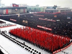 Duyệt binh tại lễ tang ông Kim Jong-Il tháng 12 năm ngoái. (Nguồn: AFP)