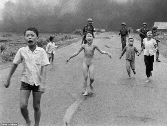 Bức ảnh "Em bé napalm" được nhiếp ảnh gia Nick Út chụp năm 1972.