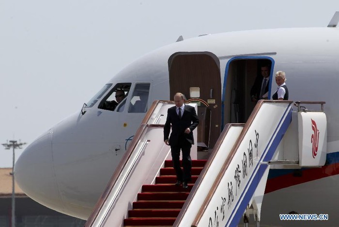 Tổng thống Putin tại Bắc Kinh ngày 5/6, nơi ông sẽ tham gia hội nghị thượng đỉnh lần thứ 12 của Tổ chức Hợp tác Thượng Hải và thăm chính thức Trung Quốc 3 ngày. Ảnh Tân Hoa Xã