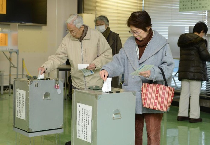 DPJ cũng đã phải trải qua nhiều thay đổi trong hàng ngũ lãnh đạo - Yoshihiko Noda là thủ tướng thứ ba của DPJ kể từ 2009 trở lại đây.