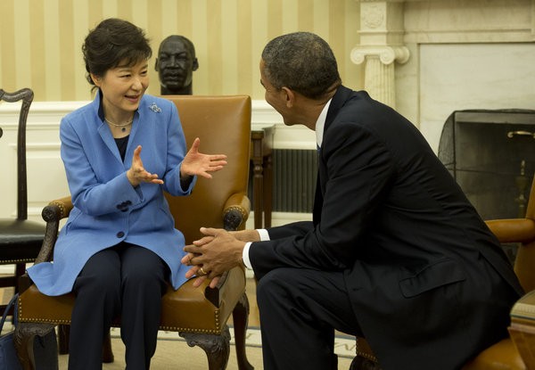 Tổng thống Obama tiếp người đồng cấp Hàn Quốc Park Geun-hey tại Nhà Trắng
