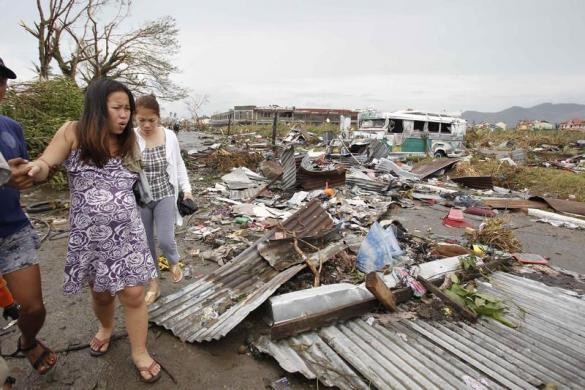 Thành phố Tacloban ngập trong đổ nát