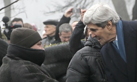 Ngoại trưởng Mỹ John Kerry tại Kiev.