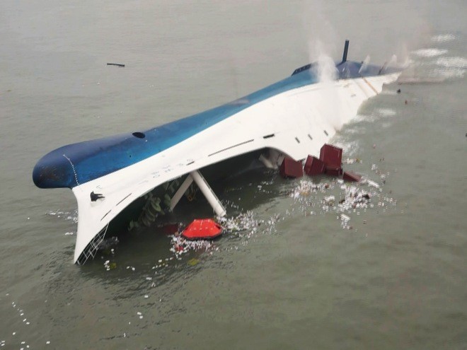 Phà Sewol gặp nạn vì quá tải.