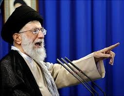 Ayatollah Ali Khamenei - Lãnh tụ tinh thần tối cao của người Shiite tại Iran.