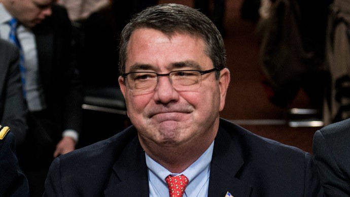 Ashton Carter là người thứ ba có tên trong danh sách đề cử của ông Obama. Hai ứng cử viên khác cũng đã tuyên bố rút lui.