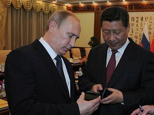 Tổng thống Nga Vladimir Putin và Chủ tịch Trung Quốc Tập Cận Bình.