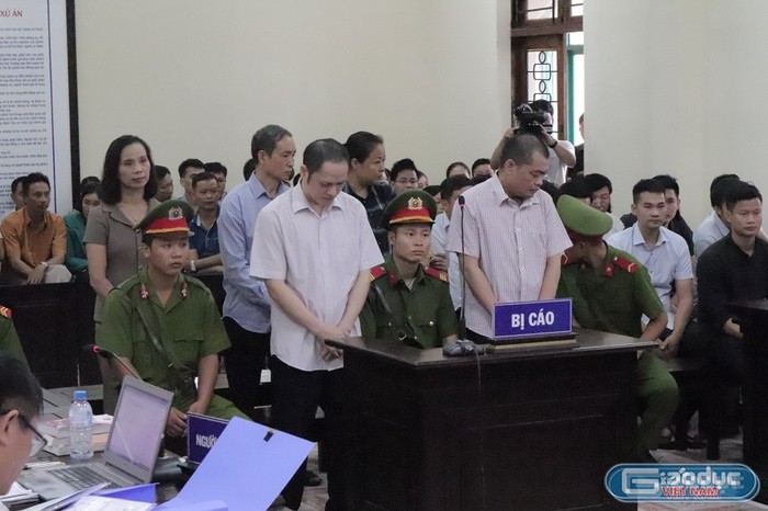 Đa số lãnh đạo, chuyên viên ngành giáo dục ở Hà Giang, Sơn La và Hòa Bình có con được nâng điểm chỉ bị khiển trách (Ảnh minh họa: Trinh Phúc)