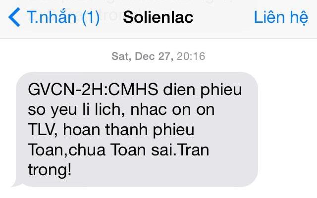 Một tin nhắn được phụ huynh cho là được soạn chung rồi gửi đi cho tất cả phụ huynh trong lớp. Ảnh: Hồng Nhung