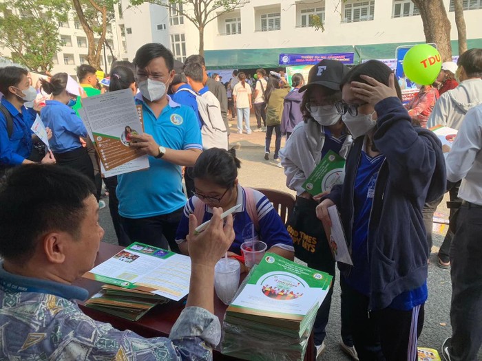 Trường Đại học Tài nguyên và Môi trường Thành phố Hồ Chí Minh tại Chương trình tư vấn tuyển sinh - hướng nghiệp 2023 (Nguồn: Fanpage nhà trường).