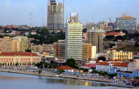 Mấy năm gần đây, Angola đã đặt việc hạ nhiệt giá cả thành một ưu tiên chính sách, nhưng xem ra việc này quá khó.