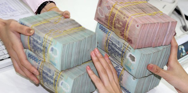 Ngân hàng Nhà nước Việt Nam khuyến cáo người dân cần thận trọng khi quyết định các giao dịch mua, bán ngoại tệ và vàng, tiền gửi để tránh những thiệt hại kinh tế không đáng có cho bản thân và cả xã hội.