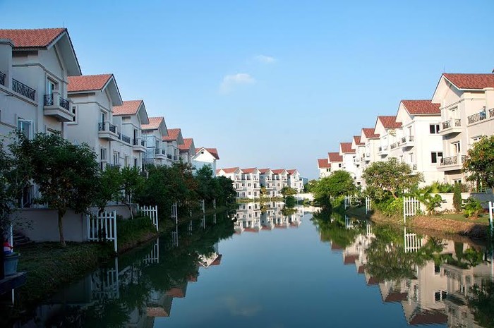 Khu đô thị sinh thái Vinhomes Riverside giữa lòng Hà Nội với hệ thực vật đa dạnng, phong phú.