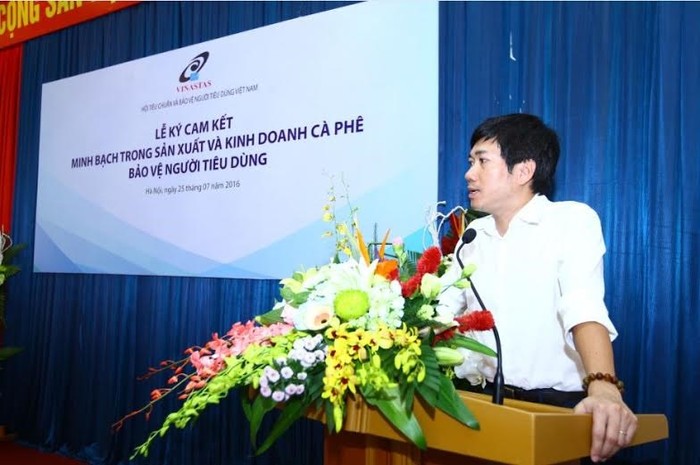 Ông Nguyễn Tân Kỷ - Tổng giám đốc Vinacafé Biên Hòa tuyên bố : “Kể từ ngày 1/8/2016, Vinacafé Biên Hoà sẽ nỗ lực sản xuất tất cả sản phẩm là 100% cà phê nguyên chất, không trộn đậu nành”.