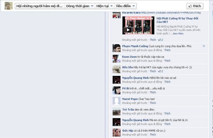 Những fan hâm mộ thể hiện tình cảm của mình với nhóm HKT