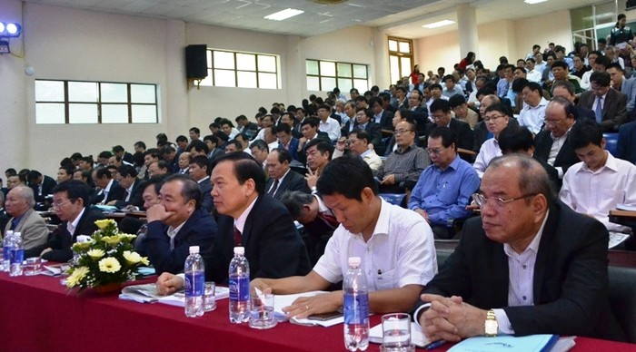 Lãnh đạo các Trường đại học lớn trên cả nước đến tham dự &quot;hội nghị Diên Hồng&quot; của giáo dục đại học. Ảnh: An Nguyên