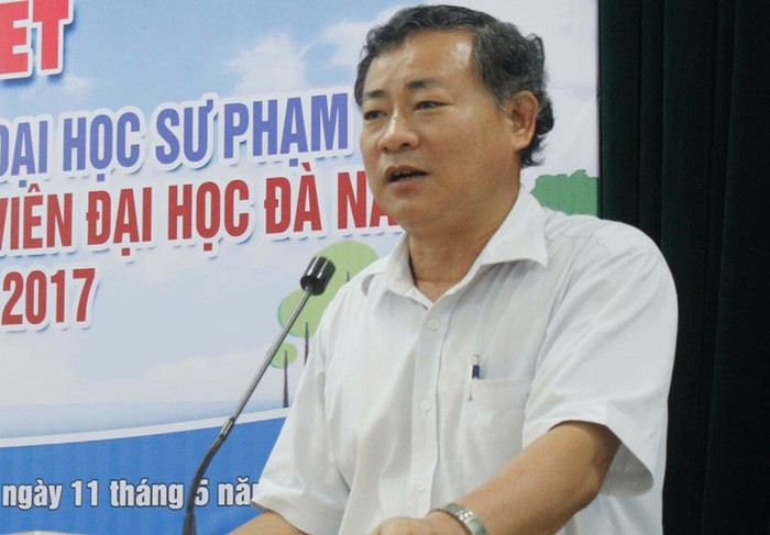 Phó Giáo sư Lưu Trang - Hiệu trưởng Trường Đại học sư phạm Đà Nẵng chia sẻ về &quot;lối đi&quot; cho ngành sư phạm. Ảnh: VS