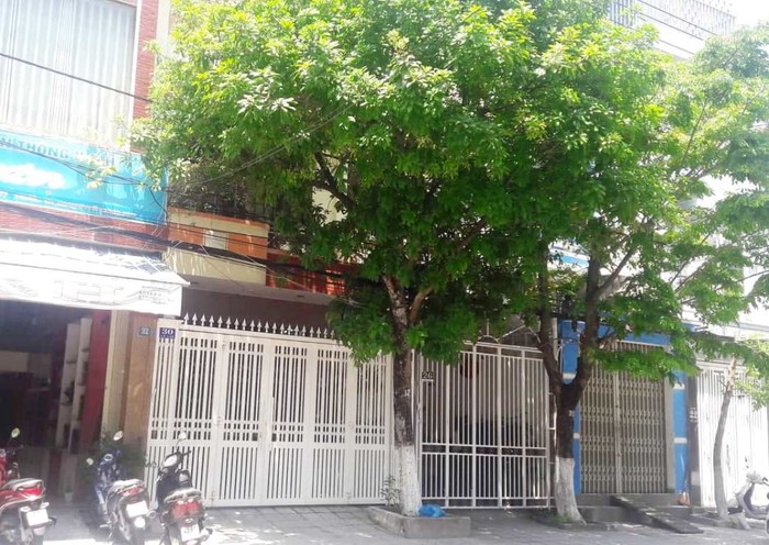 Căn nhà số 30 đường Lê Lợi (quận Hải Châu, Đà Nẵng) nơi được cho là nhà của ông Linh đóng cửa im lìm suốt nhiều ngày qua. Ảnh: TT