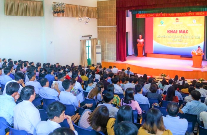 Trường Đại học Sư phạm Đà Nẵng tập huấn chương trình giáo dục phổ thông 2018 cho giáo viên cốt cán ở Đà Nẵng. Ảnh: CTV