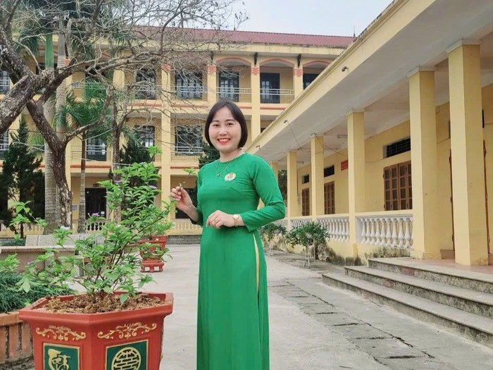 Cô giáo Đỗ Thị Thu Nga - Giáo viên môn Ngữ văn, Trường Trung học phổ thông Tháng 10 (xã Mỹ Bằng, huyện Yên Sơn, tỉnh Tuyên Quang). Ảnh: NVCC