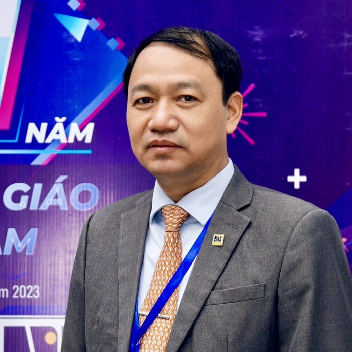 Tiến sĩ Hoàng Công Dụng, Trưởng khoa Văn hóa - Nghệ thuật, Trường Đại học Sư phạm Nghệ thuật Trung ương (Ảnh: NVCC) z5543611426428_c7ea5616caf5ab27e1673c737f6e3617.jpg