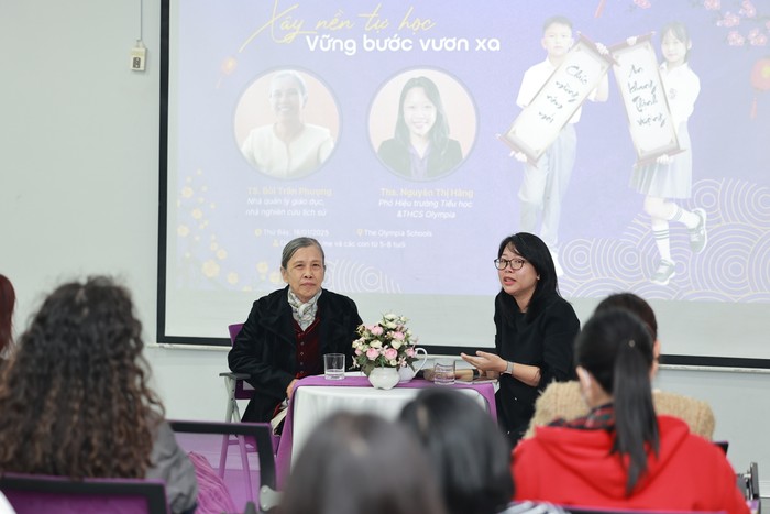 Olympia diễn giả talkshow.JPG