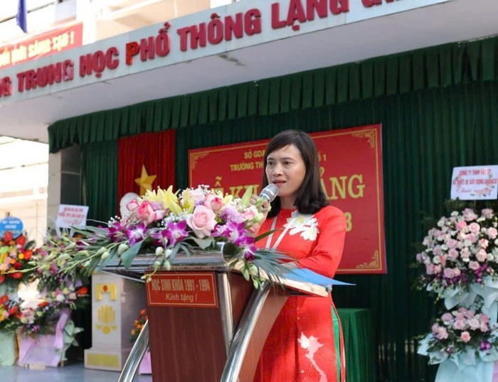 cô Hoà Bình Lạng Giang số 1.jpg