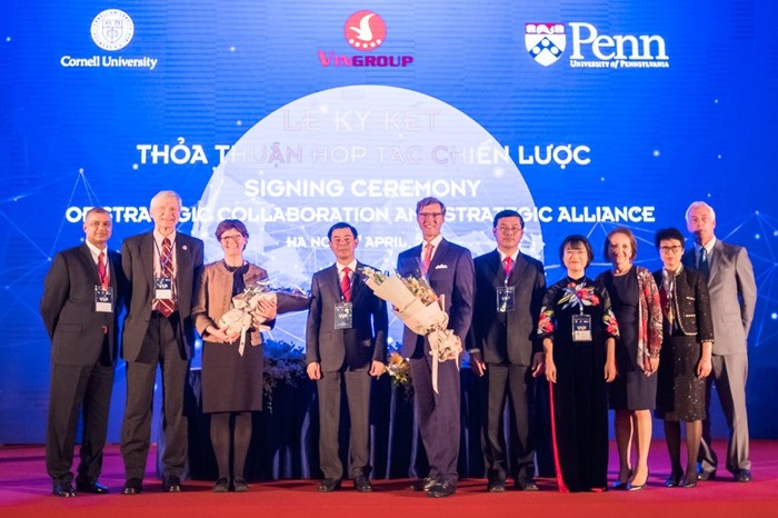 Ngày 3/4/2018, tại Hà Nội, Đại học VinUni (thuộc Tập đoàn Vingroup) đã chính thức ký thỏa thuận hợp tác chiến lược với hai trường thuộc Top 20 đại học tốt nhất thế giới là Đại học Cornell và Đại học Pennsylvania, Hoa Kỳ.