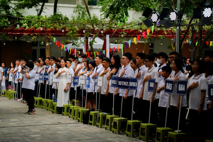 Ngày 1/6, tại Hà Nội, Trường Trung học cơ sở và Trung học phổ thông Lương Thế Vinh tổ chức lễ kỷ niệm 35 năm ngày thành lập trường. VHI05547.jpg