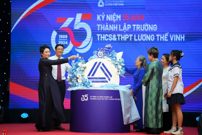 Trường Lương Thế Vinh sau chặng đường dài 35 năm từ một cơ sở giáo dục đi thuê, nay đã có hai cơ sở khang trang, sạch đẹp, ấm cúng và thân thiện VHI05985.jpg