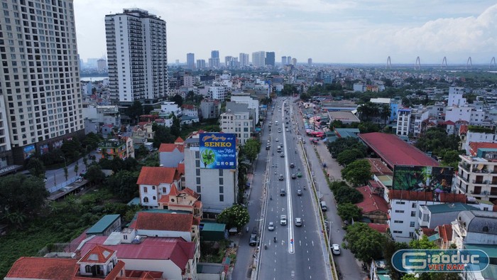 Việc mở rộng đường Âu Cơ sẽ giúp cho việc lưu thông giữa quận Ba Đình, Hoàn Kiếm với Cảng hàng không quốc tế Nội Bài thông qua tuyến đường cầu Nhật Tân của người dân thuận tiện hơn. GDVN_10.jpg