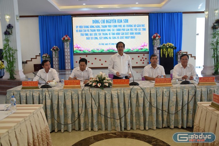 Bộ trưởng Nguyễn Kim Sơn phát biểu tại buổi làm việc (ảnh: Thắng Lợi) gdvn_toancanhlv2.jpg