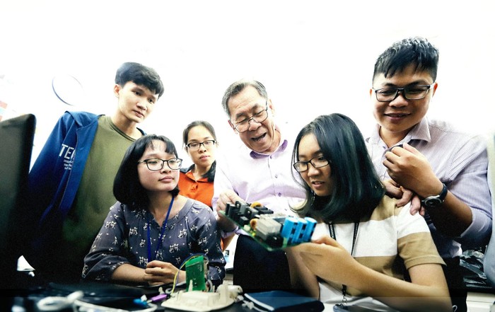 Nhà khoa học đầu ngành công tác tại trường thành viên thuộc Đại học Quốc gia Thành phố Hồ Chí Minh (ảnh minh họa: VNUHCM) VNU350VNUHCM.jpg