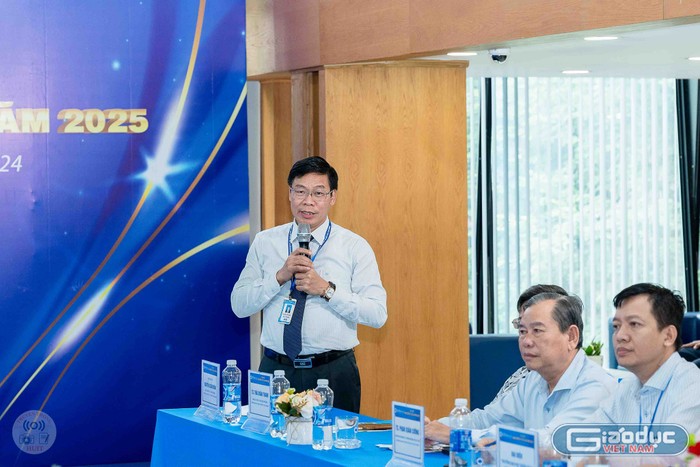 Phó Giáo sư Nguyễn Xuân Hoàn - Hiệu trưởng Trường Đại học Công thương Thành phố Hồ Chí Minh phát biểu (ảnh: V.D) gdvn_HUITTsc.jpg