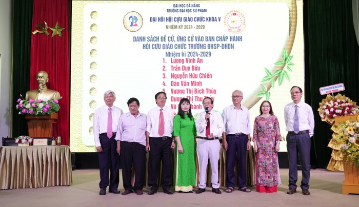 Đại hội ra mắt Ban Chấp hành nhiệm kỳ V (2024-2029). Dai hoi CGC-Ra mat BCH nhiem ky moi.jpg