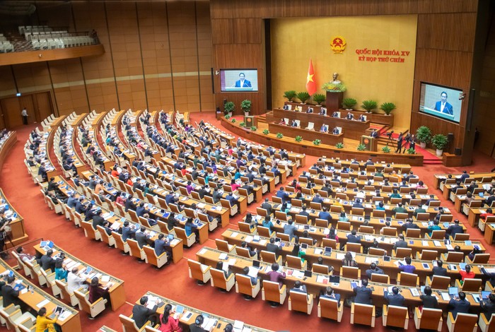 Toàn cảnh phiên họp sáng ngày 05/5/2025. Ảnh: quochoi.vn. pmc.jpg