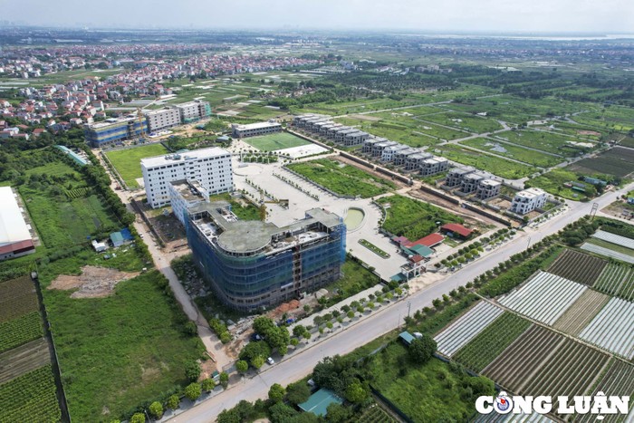 Hình ảnh dự án Trường Đại học Tài chính - Ngân hàng Hà Nội xây dựng khi chưa có giấy phép. Ảnh: Báo Công luận dai-hoc-tai-chinh-ngan-hang-ha-noi_14-12544987.jpg