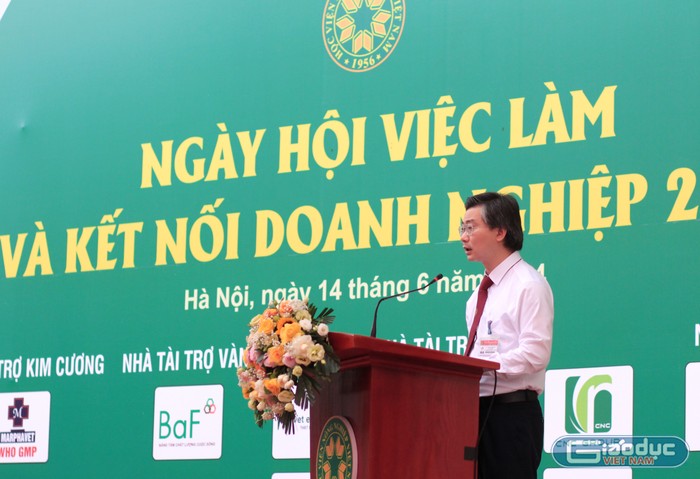 Tiến sĩ Nguyễn Công Tiệp - Phó Giám đốc Học viện Nông nghiệp Việt Nam phát biểu khai mạc sự kiện. Ảnh: CA GDVN_TS Nguyen Cong Tiep.JPG