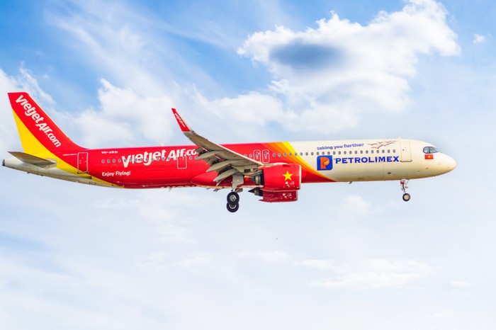 Vietjet aircraft (1).jpg