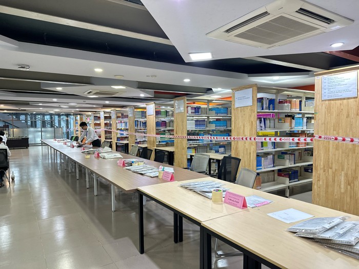 Mọi công tác tổ chức, cơ sở vật chất và trang thiết bị phục vụ cho kỳ thi đã được Trường Đại học Nguyễn Tất Thành chuẩn bị chu đáo. Mọi công tác tổ chức, cơ sở vật chất và trang thiết bị phục vụ cho kỳ thi đã được Trường ĐH Nguyễn Tất Thành chuẩn bị chu đáo (5).jpg