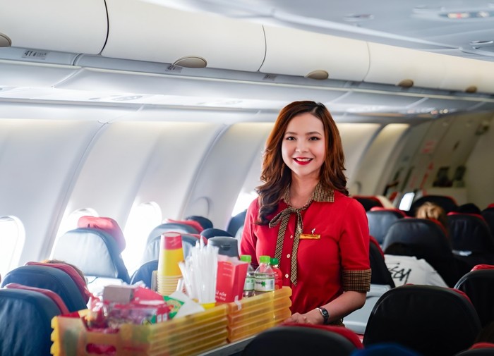 Vietjet cabin crew.JPEG