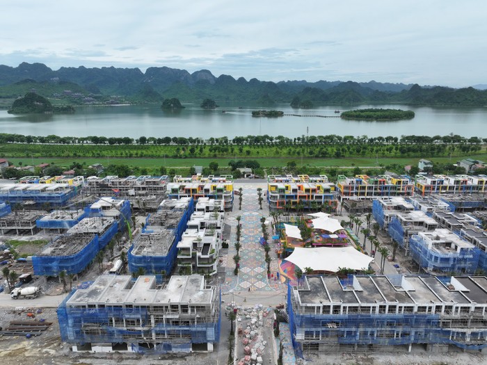 Xứng tầm vị thế "thành phố của Vịnh Hạ Long trên cạn” Xứng tầm vị thế "thành phố của Vịnh Hạ Long trên cạn”